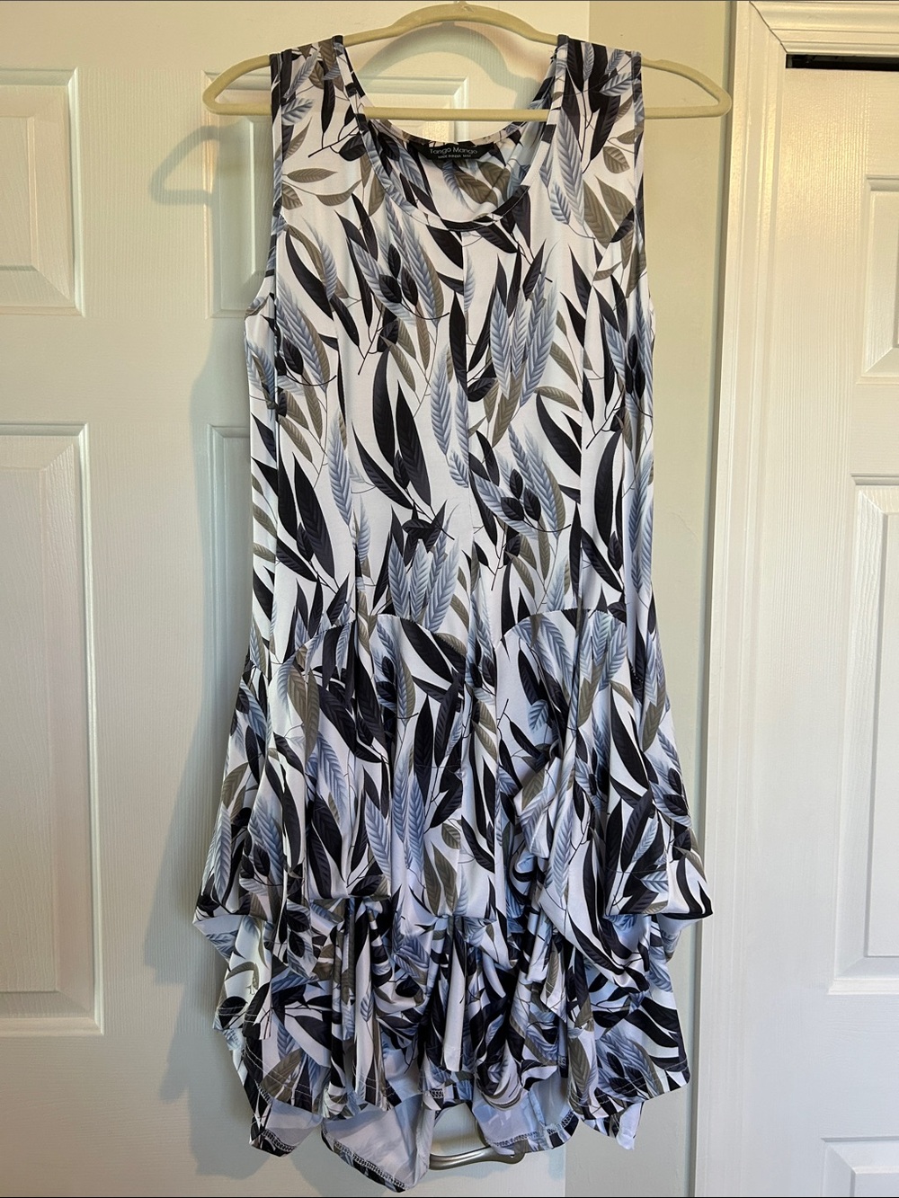 Tango Mango Black & White Leaf-Print Mini Dress